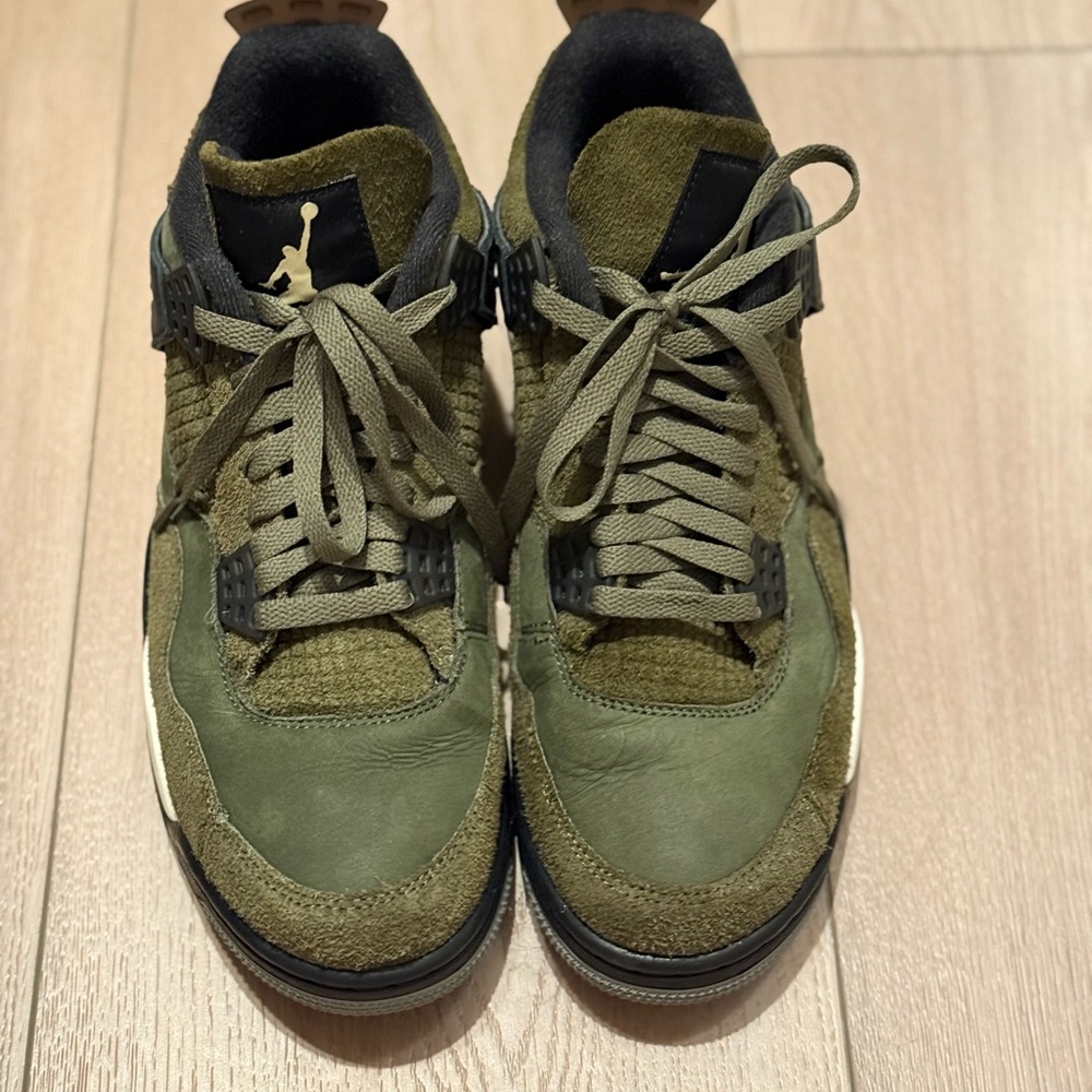 Air Jordan 4 Retro SE Craft
